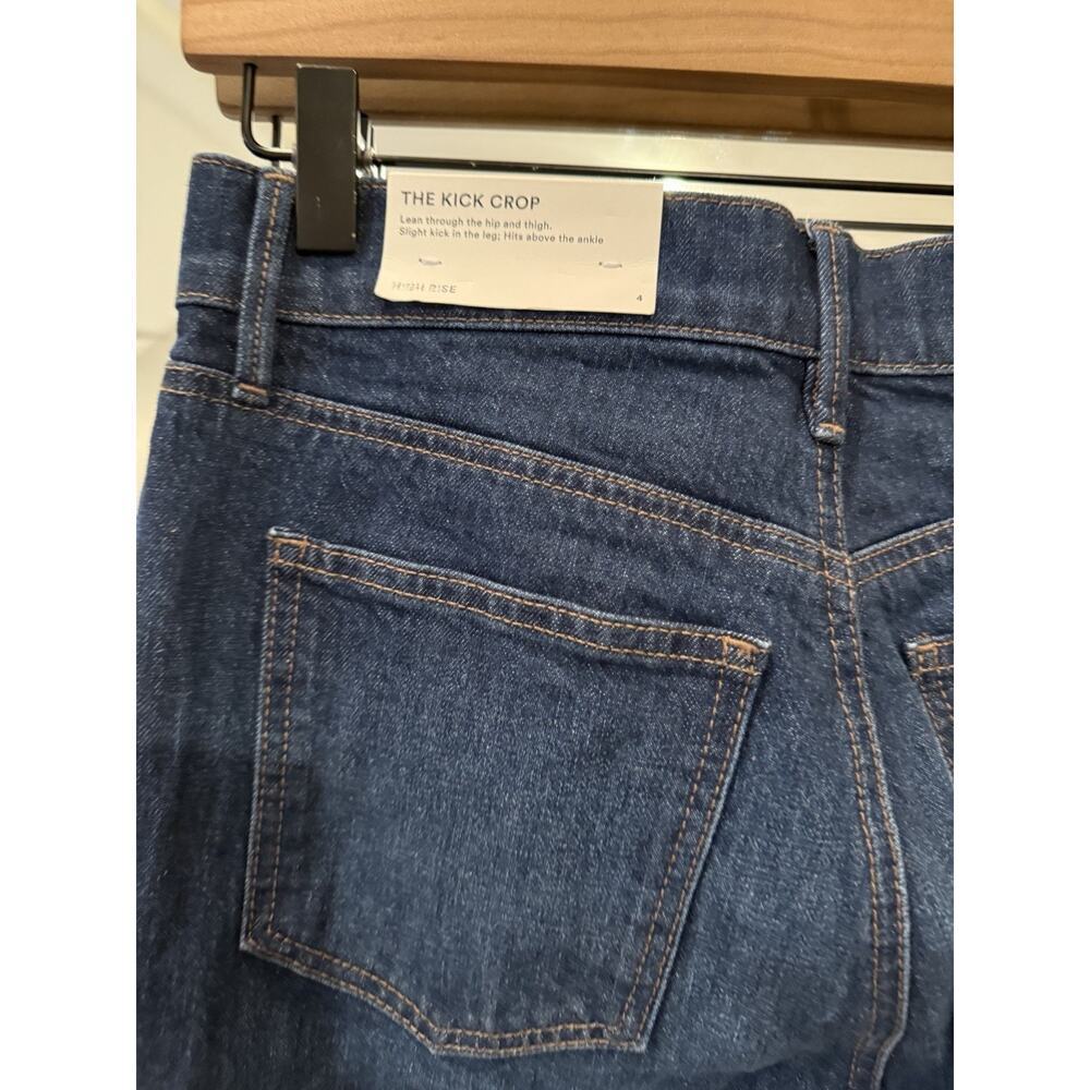 LOFT Curvy Fit Kick Crop Jeans Size 4 Medium Wash Frayed Hem Stretch - Picture 4 of 5